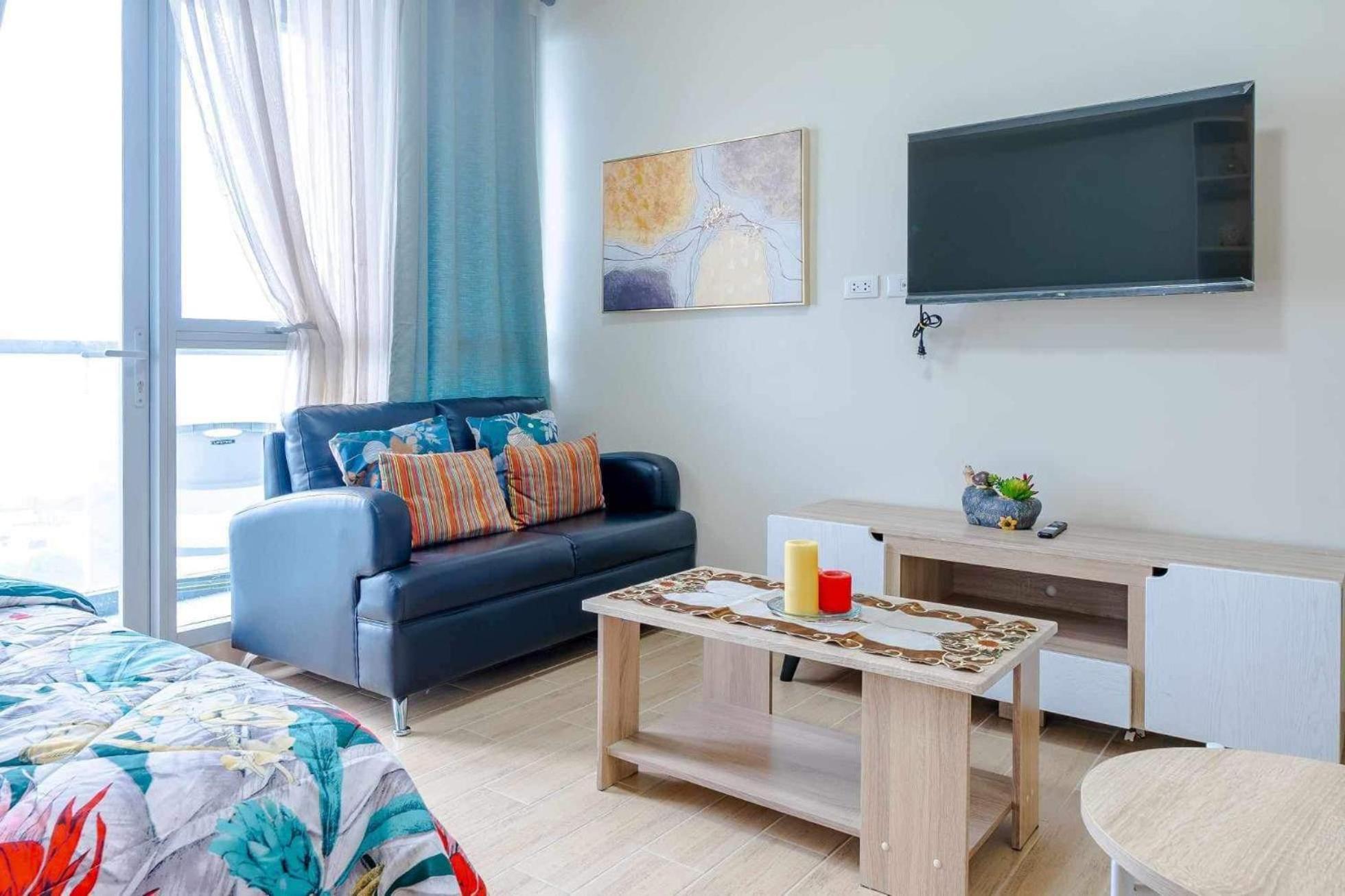 Jhezzstuffs Staycation Iloilo City Dış mekan fotoğraf